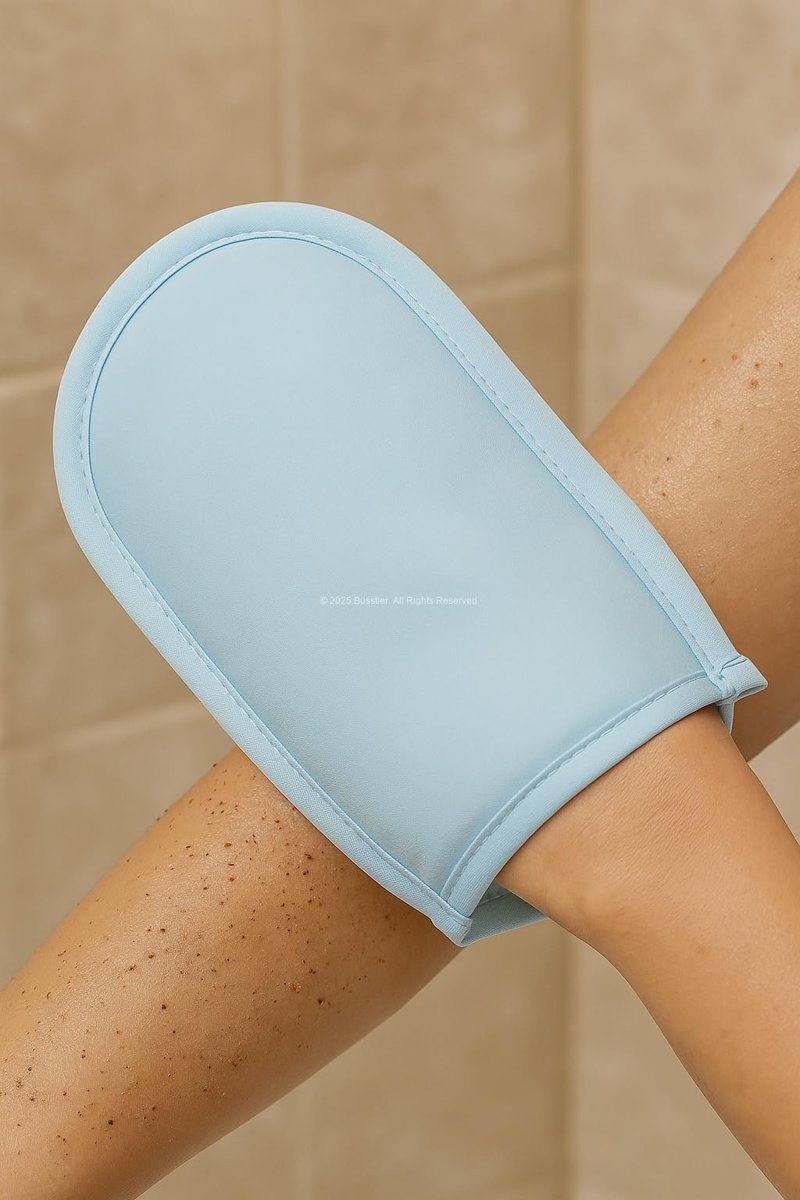Busstier Ele Geçmeli Banyo Kesesi Yumuşak İpek Vücut Lifi, Gözenek Açıcı Ölü Deri Sökücü Kese, Kir Çıkarıcı Hamam Kesesi, Cilt Yenileyici Peeling Etkili Duş Eldiveni, Batık ve Çilek Bacak Görünümü Kar