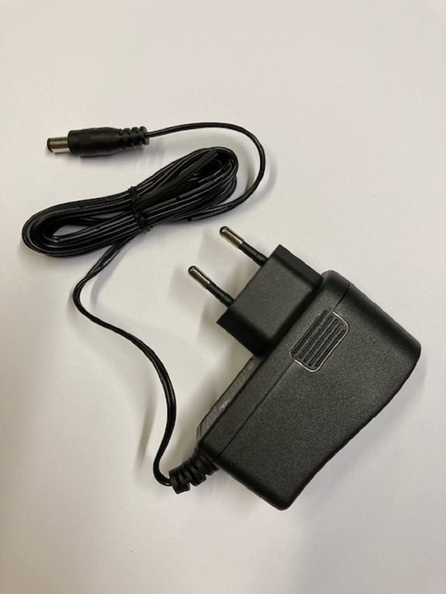 SANEC 12V 1A Adaptör - Priz Tipi