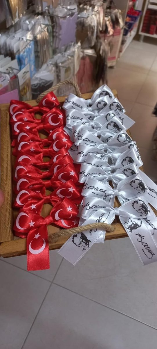 Benim Marifetlerim - Beyaz Atatürk imza Baskılı Toka 2 Adet