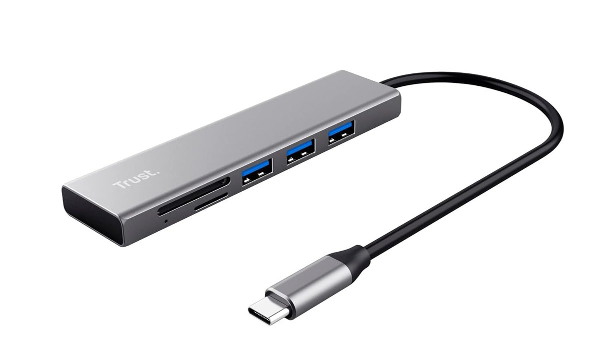Trust Halyx Hızlı USB-C Hub ve Kart Okuyucu, USB 3.2 Gen 1, SD ve Mikro SD Kart Okuyucu 104 Mbit/s, (Mikro) SD, SDHC ve SDXC, 2 TB, PC, MacBook, Chromebook, Laptop