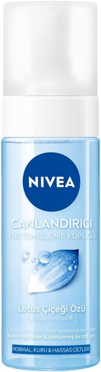 NIVEA Canlandırıcı Yüz Temizleme Köpüğü 150ml, Derinlemesine Temizleme,Karma Normal Cilt, Aloe Vera, Hyaluronik Asit, Ferahlatıcı