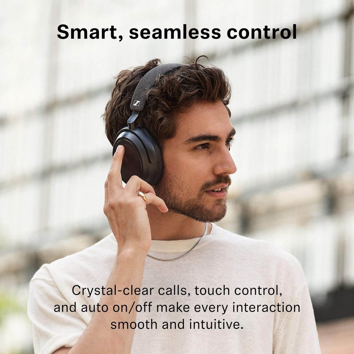 Sennheiser Momentum 4 Wireless - Kablosuz Kulak Üstü Bluetooth Kulaklık - ANC, 60 Saate Kadar Dinleme Süresi, Transparan Duyma Özelliği, Bluetooth 5.2 - Siyah