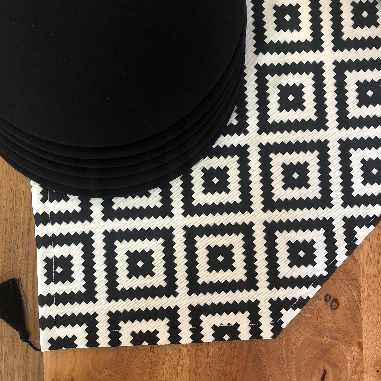 Desen İzmir Amerikan Servis, 6' lı Supla ve Runner Siyah Baklava TK6