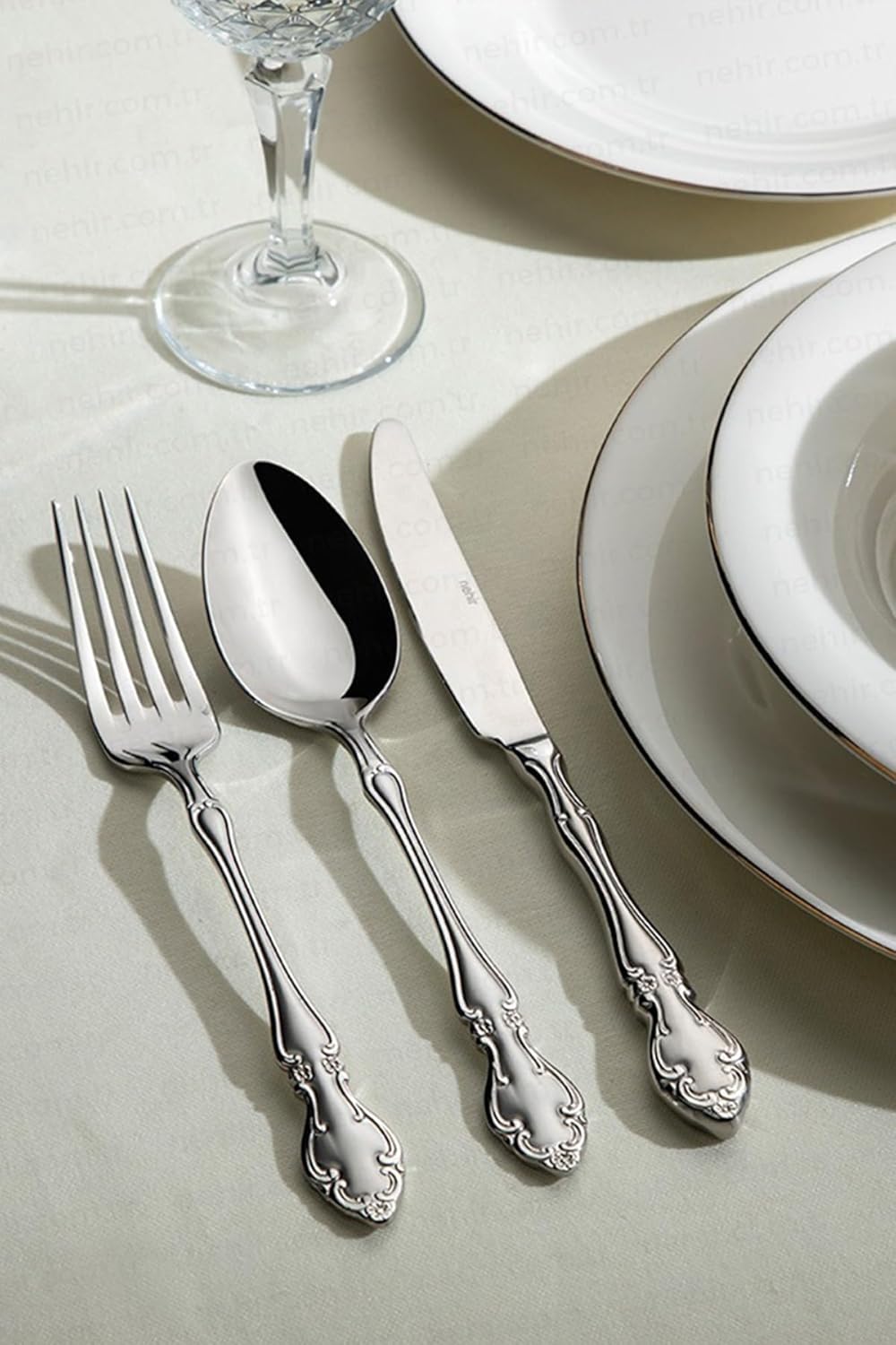 Nehir Adriana Sade 12 Kişilik 89 Parça Kutulu Çatal Kaşık Bıçak Takımı