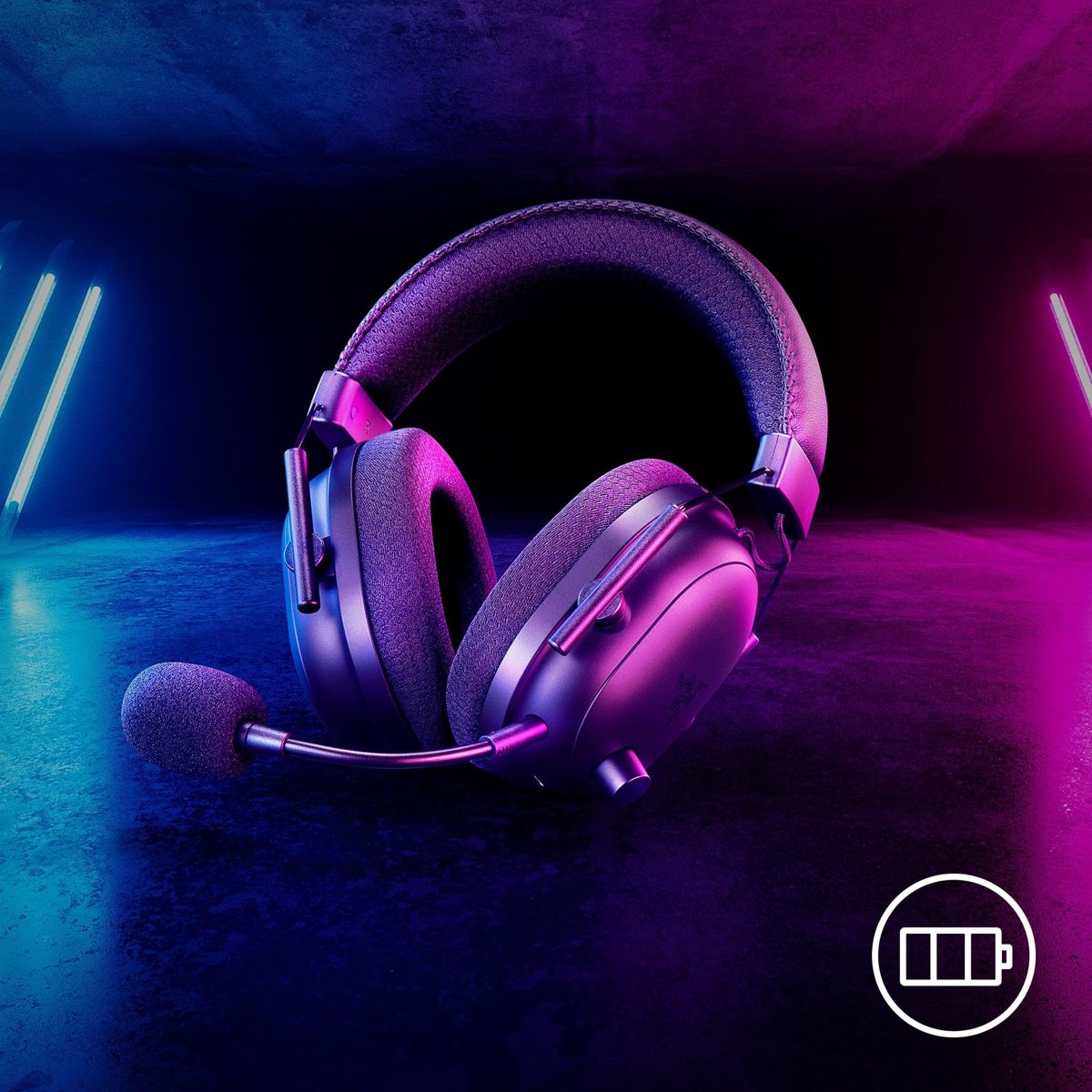 Razer BlackShark V2 Pro (2023) - PC Premium Kablosuz E-Spor Kulaklığı (HyperClear Süper Geniş Bant Mikrofon, TriForce Titanyum 50mm Sürücü, HyperSpeed ​​Kablosuz, 70 Saat Pil) Beyaz