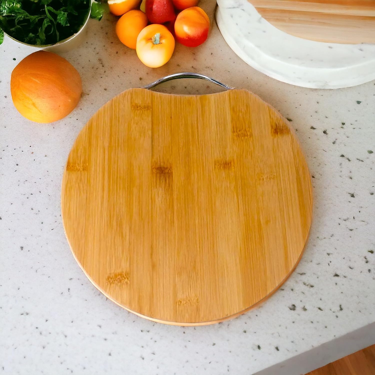 Deconox Bambu Kesim Sunum Tahtası Yuvarlak 28 * 28 * 1,5 Cm, Asma Aparatlı Kesme Tahtası, Ahşap Kesme Tahtası.