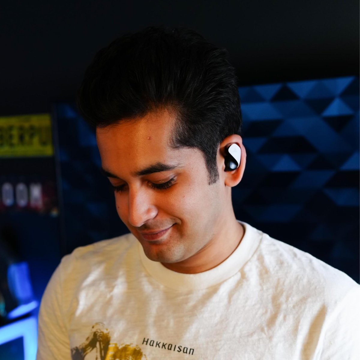 SONY PULSE EXPLORE WIRELESS EARBUDS