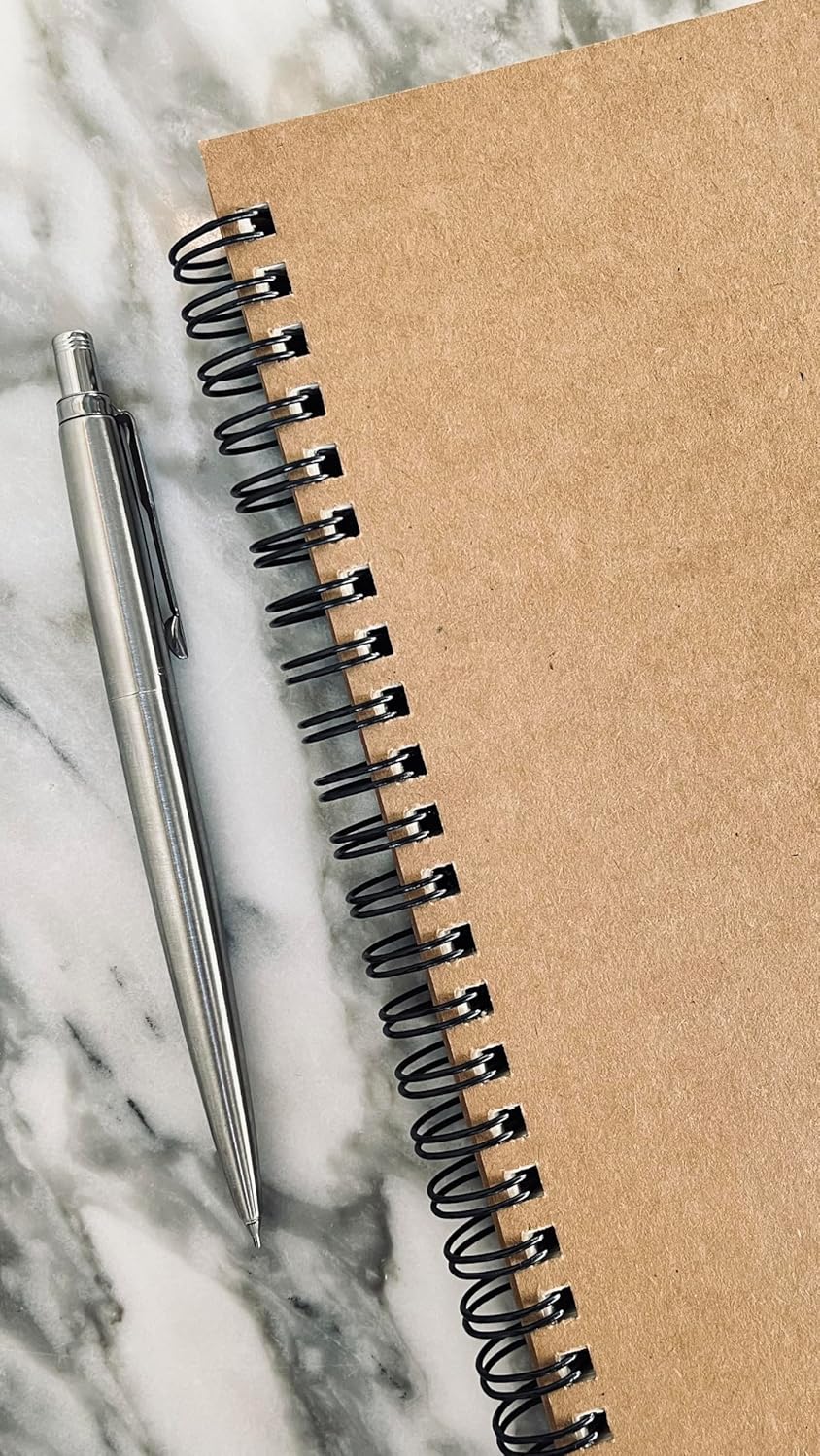 Fark Tanıtım Spiralli Notebook, Kraft Kapaklı, A5 Boyut (15x21 cm), 100 Yaprak (Noktalı)
