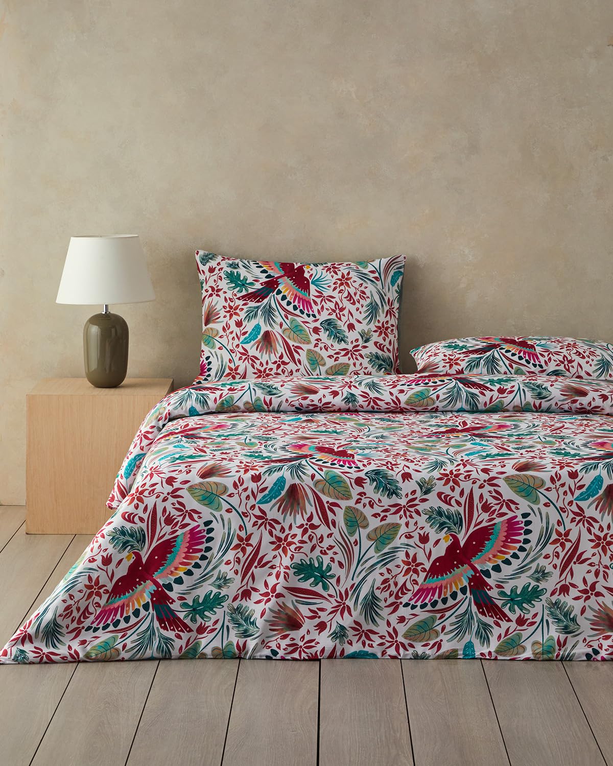 English Home Parrot Fantasy Çift Kişilik Nevresim Seti Yeşil