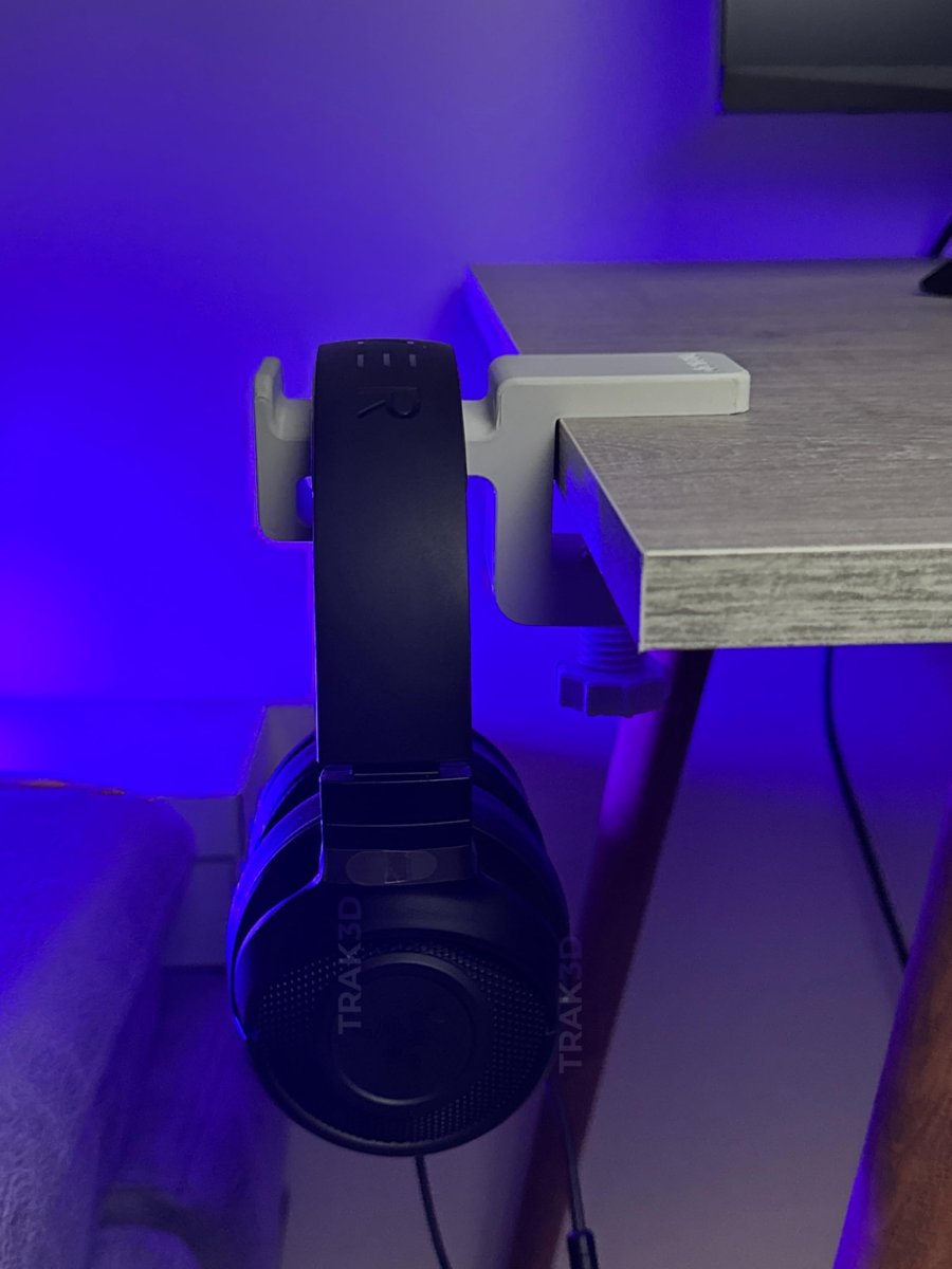 Premium Beyaz Masa Kenarı Kulaklık Standı – Polardock Edition | Kaydırmaz Keçeli, Ergonomik ve Güçlendirilmiş