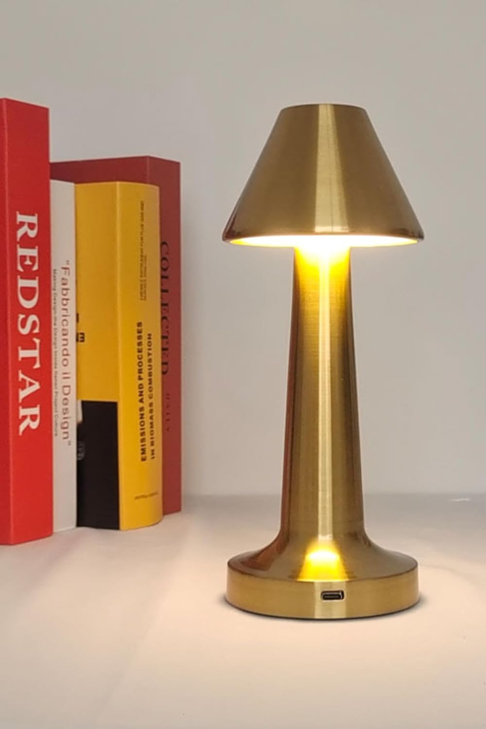 Neo Vista Şarjlı Dokunmatik Dekoratif Dim Edilebilir Masa Lambası (Gold, Şapkalı Mantar)