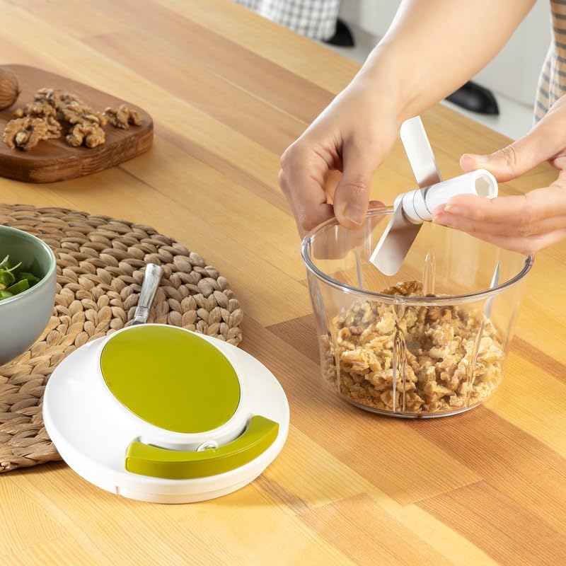 Orret Home 700 ml 3 Bıçaklı İpli Rondo – Çekmeli Doğrayıcı, Hızlı ve Pratik Sebze Doğrama, Paslanmaz Çelik Bıçaklı, Ergonomik ve Kolay Kullanım PP Plastik
