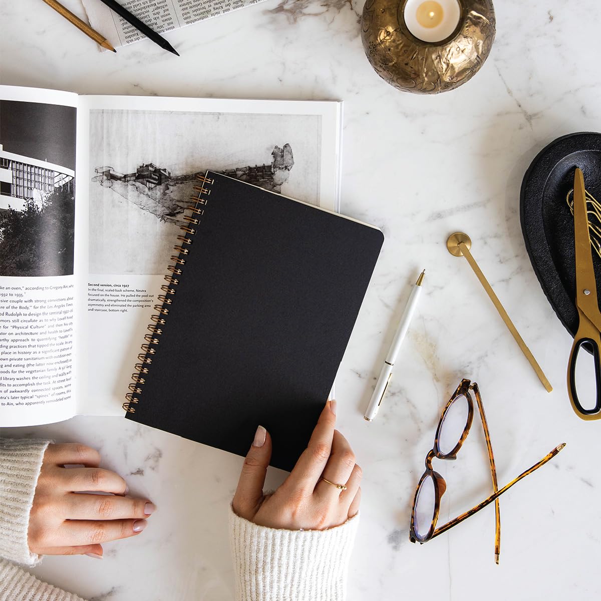 A5 Siyah Kraft Karton Kapak 70 Yaprak 110 gram Noktalı Not Defteri