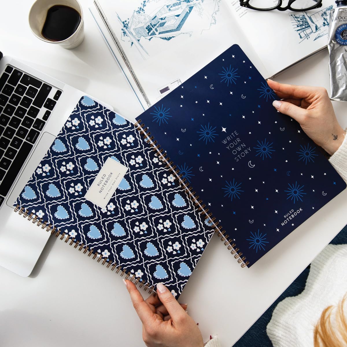 A4 Spiralli Karton Kapak 2’li Set Çizgili Okul Defteri 80 yaprak, Ders Programlı Lacivert Kalp