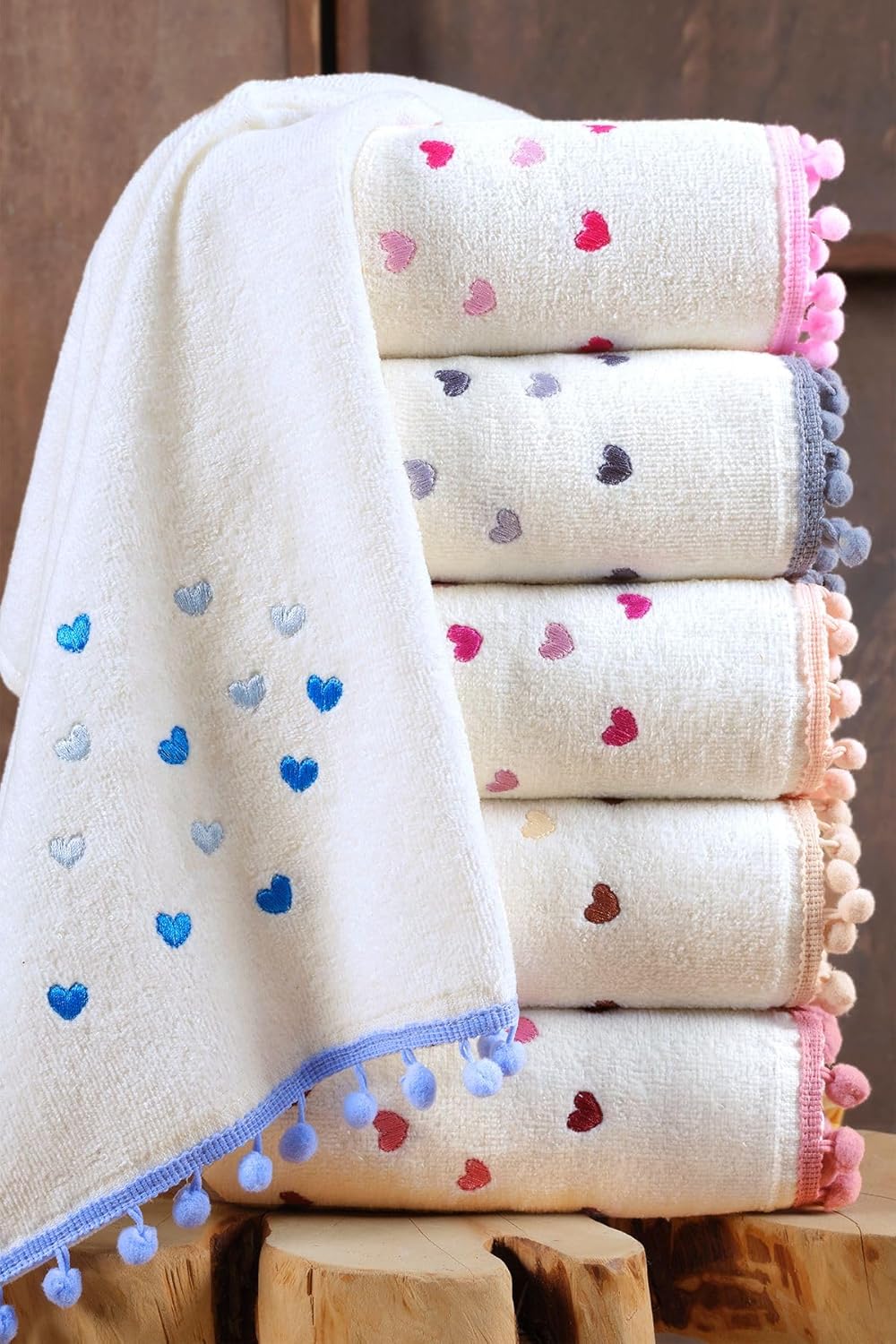Ponponlu 6 Adet Kalpli Nakışlı - Kalp Desenli El Ve Yüz Havlu Seti - Mutfak Havlusu 30x50 Cm Çok Renkli-30 x 50
