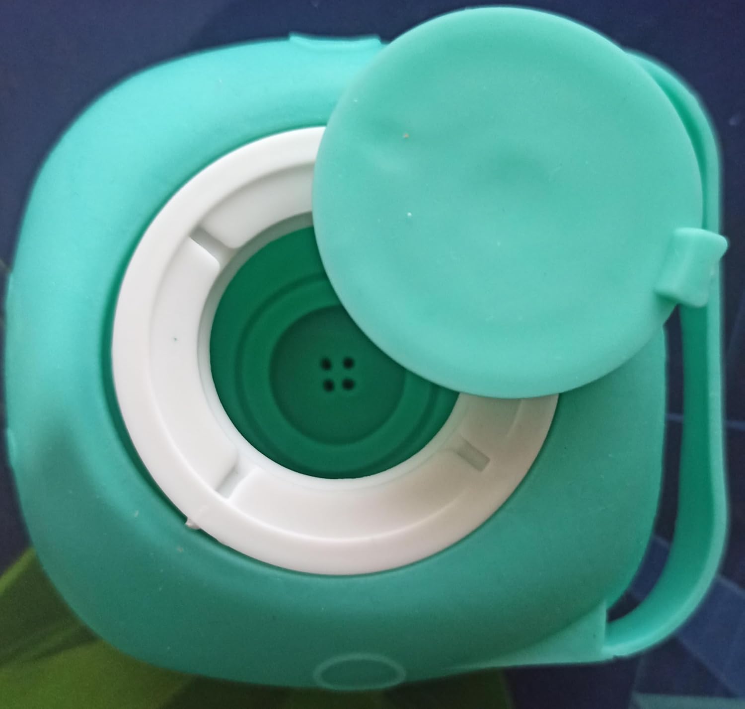 Duş Jeli, Şampuan, Sıvı Sabun vb. Sıvı Hazneli, Yumuşak Silikonlu, Silikon Yıkama Kesesi (Yeşil)