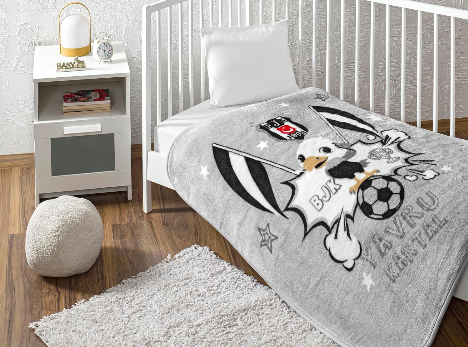 TAÇ Beşiktaş Klasik Taraftar Desenli Pamuk-Polyester Karışım Battaniye, Siyah, Beyaz, Bebek
