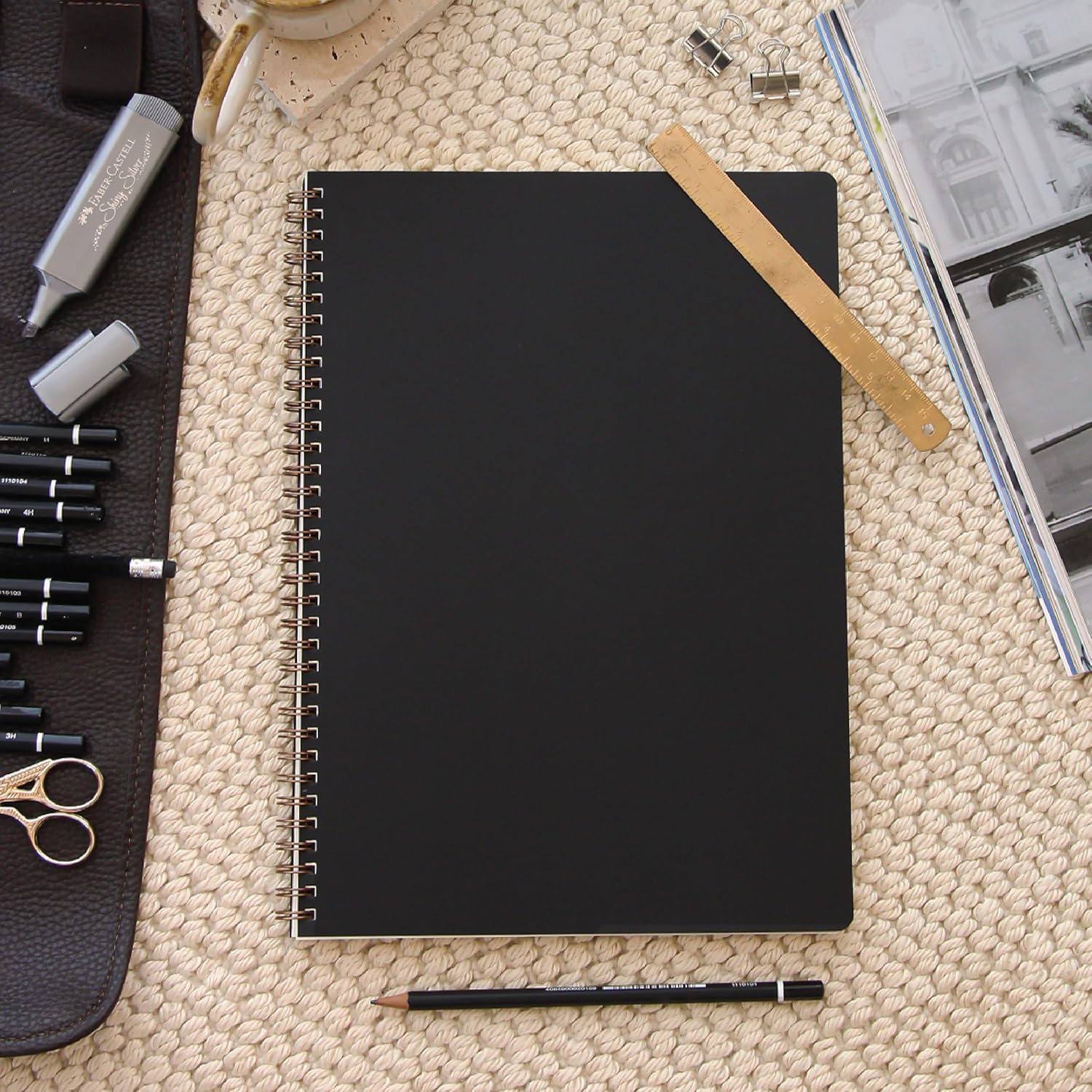 A4 Siyah Kraft Karton Kapak 70 Yaprak 110 gram Noktalı Not Defteri