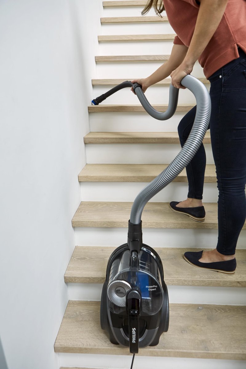 PHILIPS PowerPro Max Torbasız Elektrikli Süpürge - 900W, PowerCyclone 8, Alerji Kilidi, HEPA 13 Filtre, TriActive+ Başlık, Dijital Güç Kontrolü (FC9749/07)