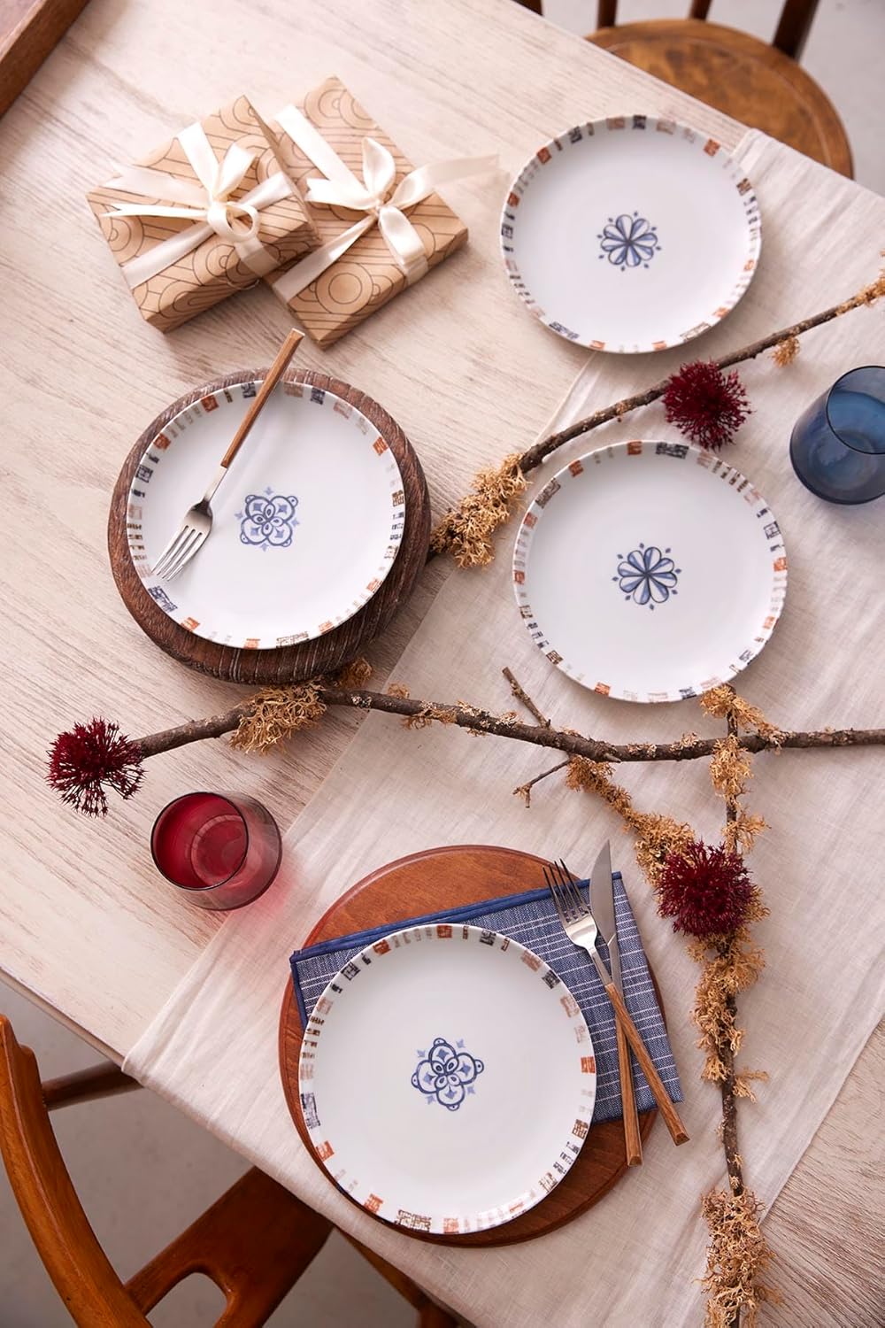 Kütahya Porselen Lily 4 Parça 21 Cm Pasta Tabağı