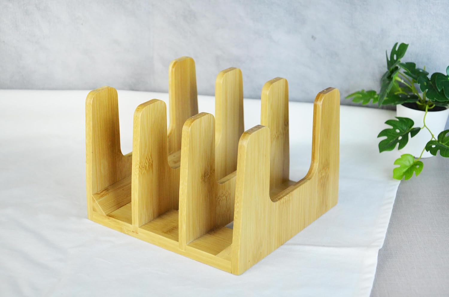 Paçi 4 Bölmeli Bambu Tabaklık ve Tabak Standı Organizer Düzenleyeci