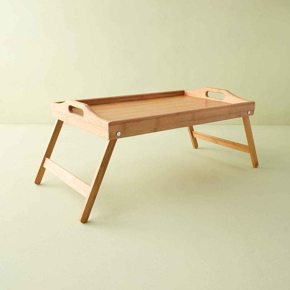 Orret Home Katlanır Ayaklı Bambu Yatak Tepsisi – Ahşap Laptop Standı, Kitap Okuma ve Çalışma Rahlesi, Kahvaltı ve Servis Sunum Tepsisi, Katlanabilir Piknik Tepsisi