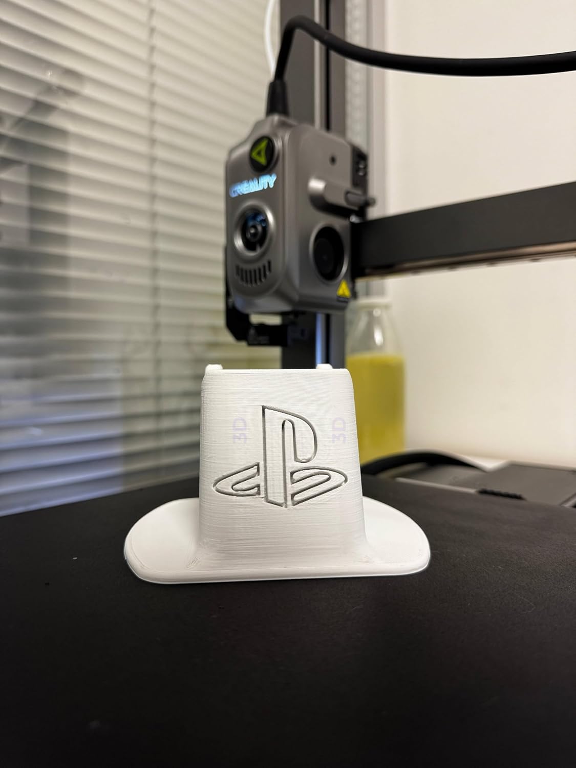 TRAK3D PS5 Kol Standı Beyaz - Tekli Playstation 5 Kontrolcü Standı - Daylight Dock Edition