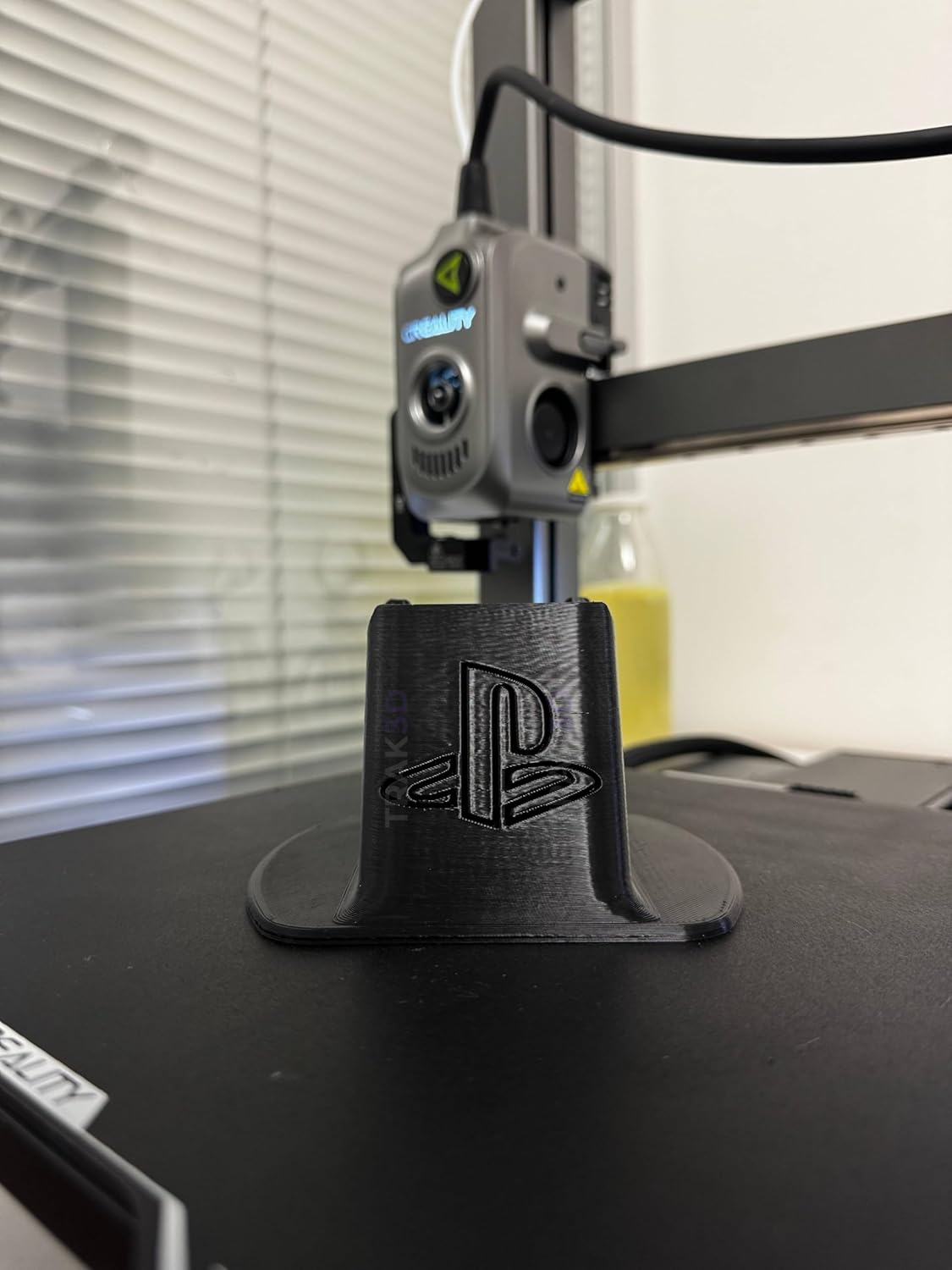 TRAK3D PS5 Kol Standı Siyah - Tekli Playstation 5 Kontrolcü Standı - Midnight Dock Edition