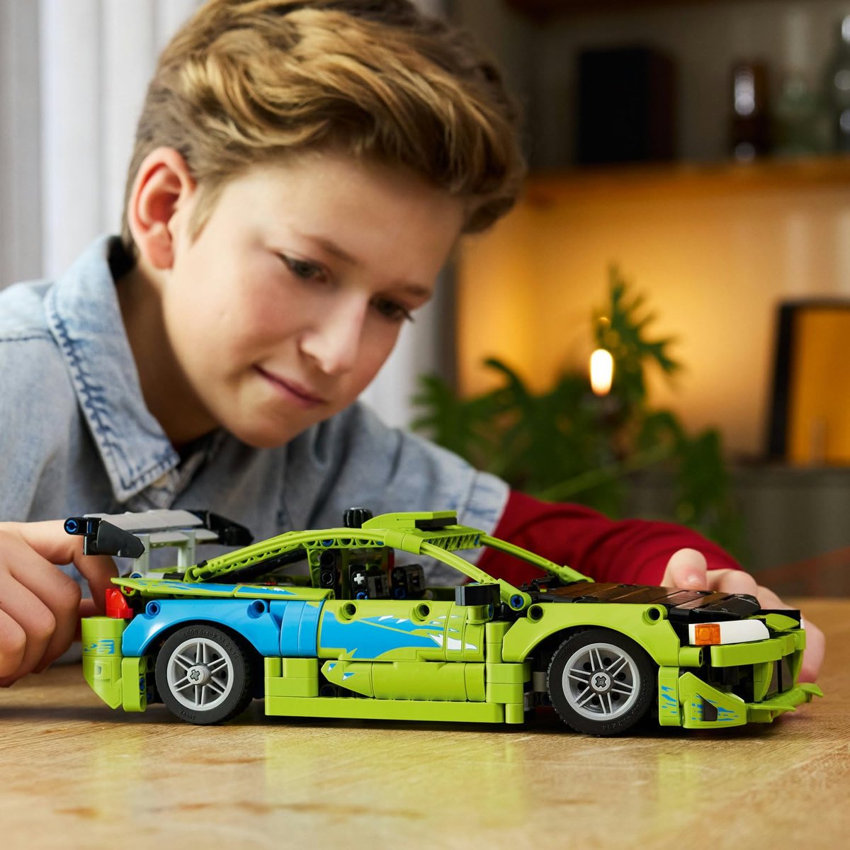 LEGO Technic Fast and Furious Mitsubishi Eclipse Araba 42229