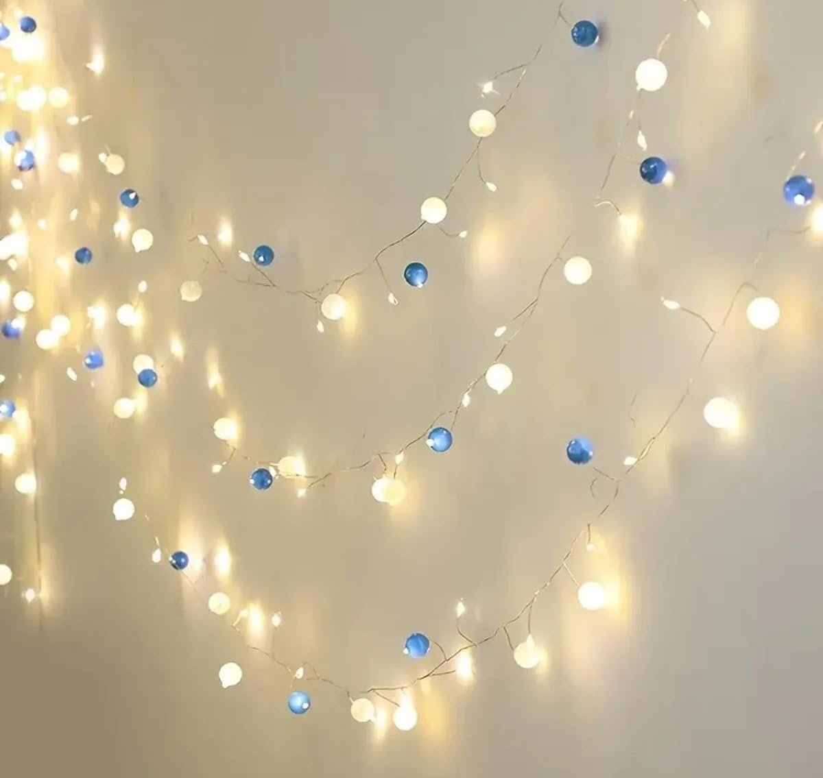 LED Işık Zinciri, 200cm Pilli Dekoratif Aydınlatma, 60 LED Mavi ve Beyaz İnci Toplar, Yatak Odası Süsleme