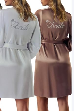 BEYAZ VE PUDRA BRIDE BASKILI KEMERLİ SABAHLIK-ÜST GİYİM- O GÜNÜ EN ÖZEL HİSSET VE HEP O DUYGUYU YAŞA