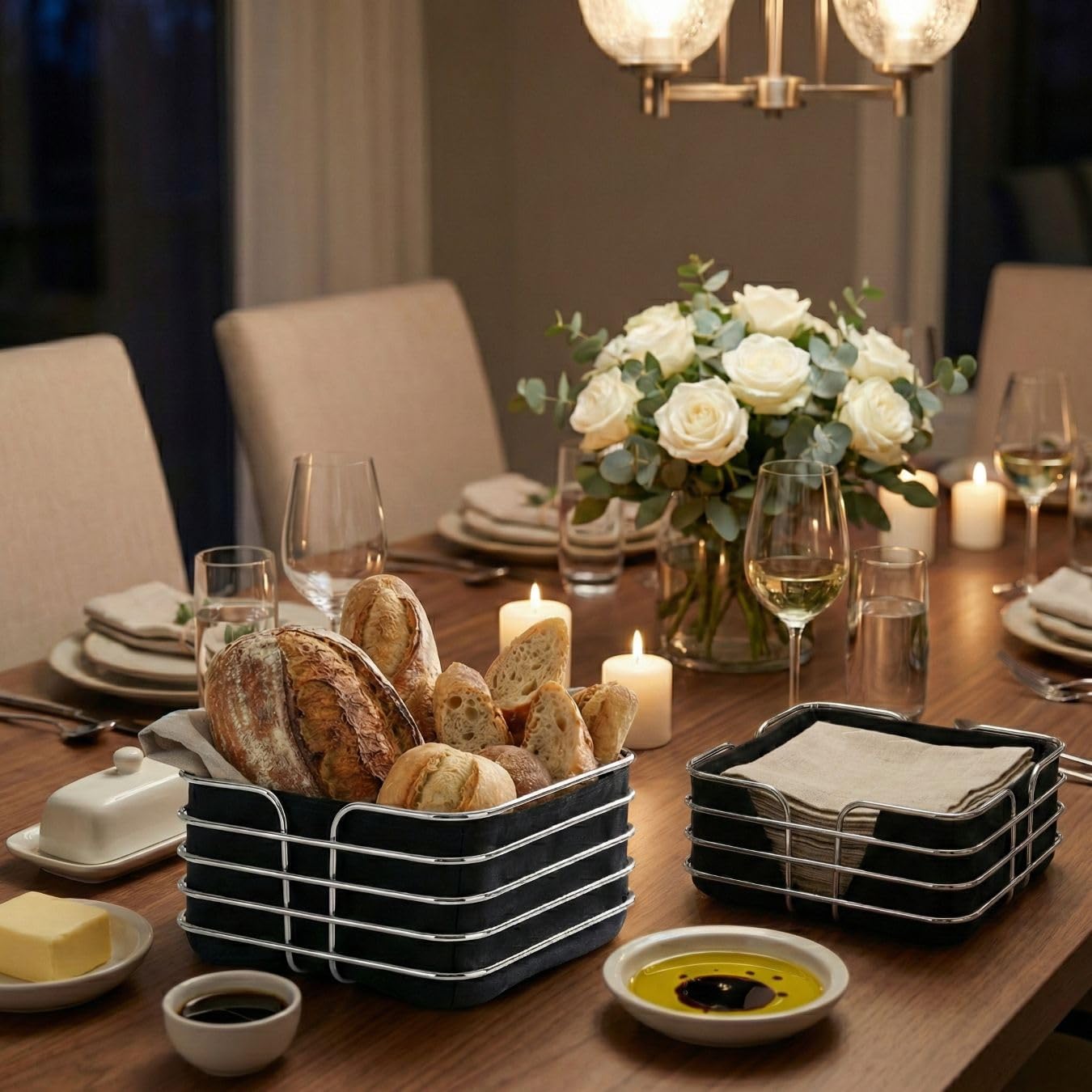 Orret Home Çıkarılabilir Astarlı Krom Metal Kare Ekmek Sepeti Peçetelik – Dekoratif Ekmeklik Sepet, Masa Üstü Peçetelik, Mutfak ve Kahvaltı Masası Sunum Sepeti, Modern Gümüş Krom Tasarım