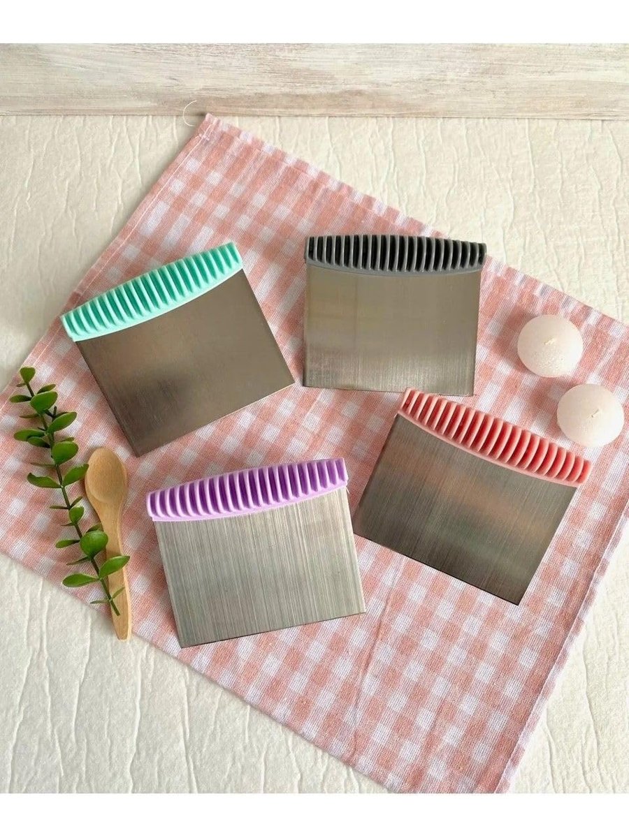 Çelik Hamur Kesici Spatula Lila renk