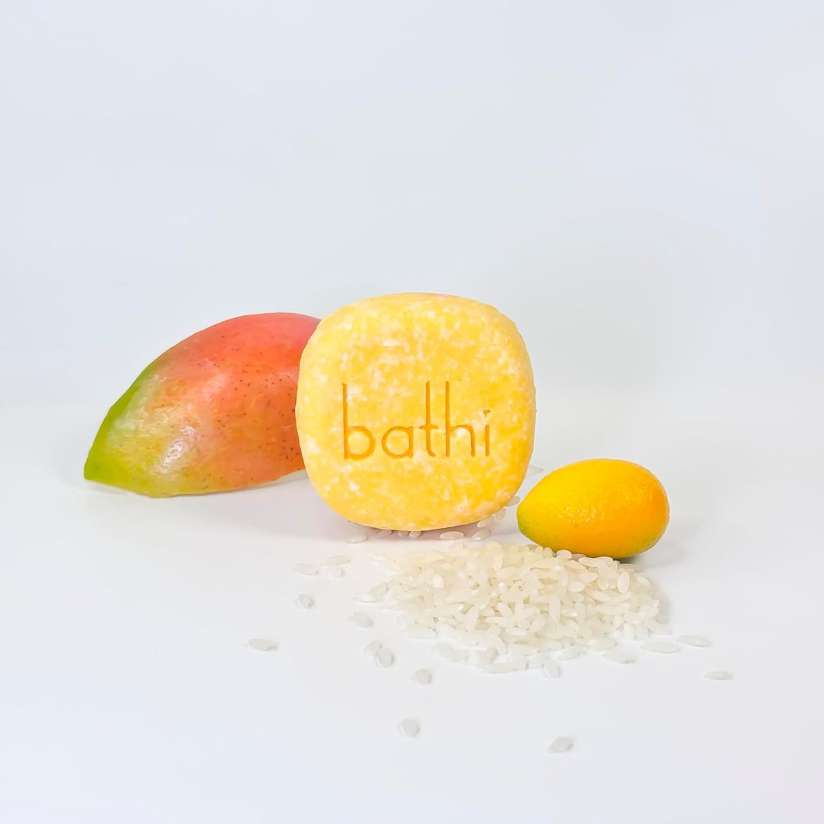 bathi El Yapımı MANGO ve PİRİNÇ Katı Şampuan